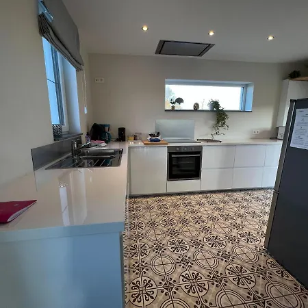 Peaceful Garden In Дом отдыха Модав